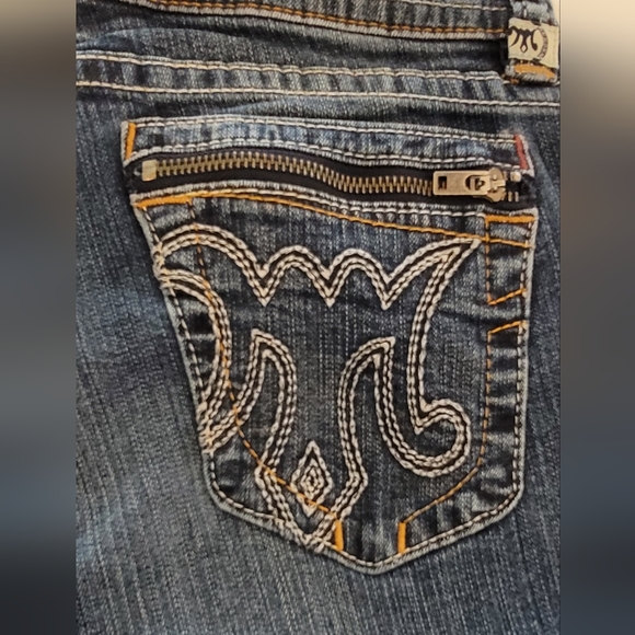 Mek Jeans - Picture 2 of 3